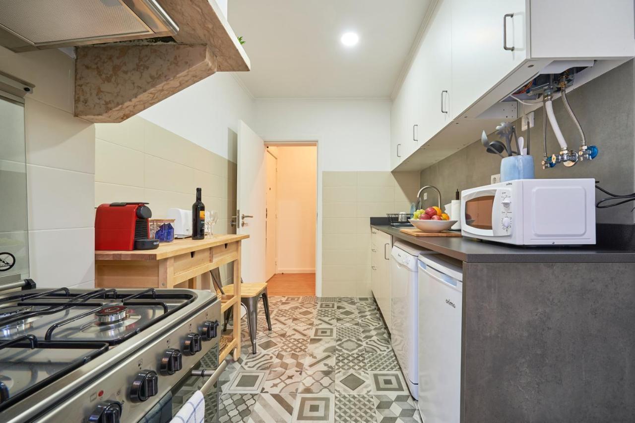 Belém Light Filled Apt With Patio, By TimeCooler Lisboa Exterior foto