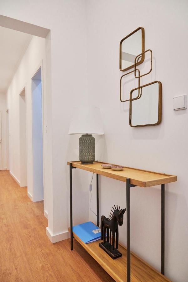 Belém Light Filled Apt With Patio, By TimeCooler Lisboa Exterior foto